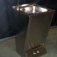 Lavamanos Autónomo con Instalación a Red Acero Inoxidable